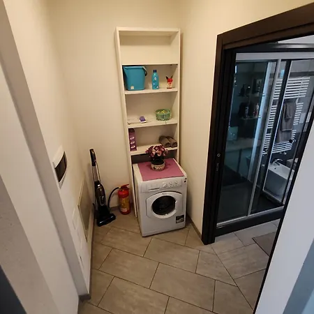 Apartment Kira 1